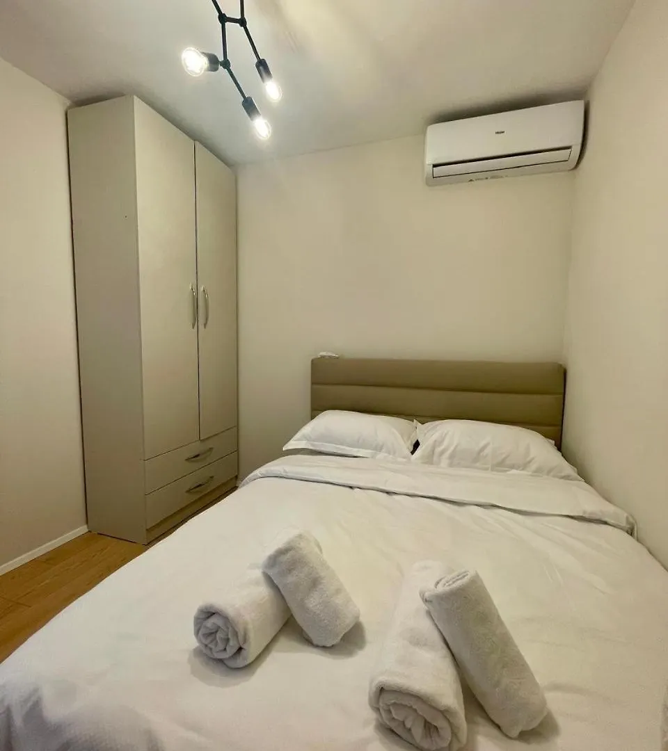 Bv Apartments Τίρανα